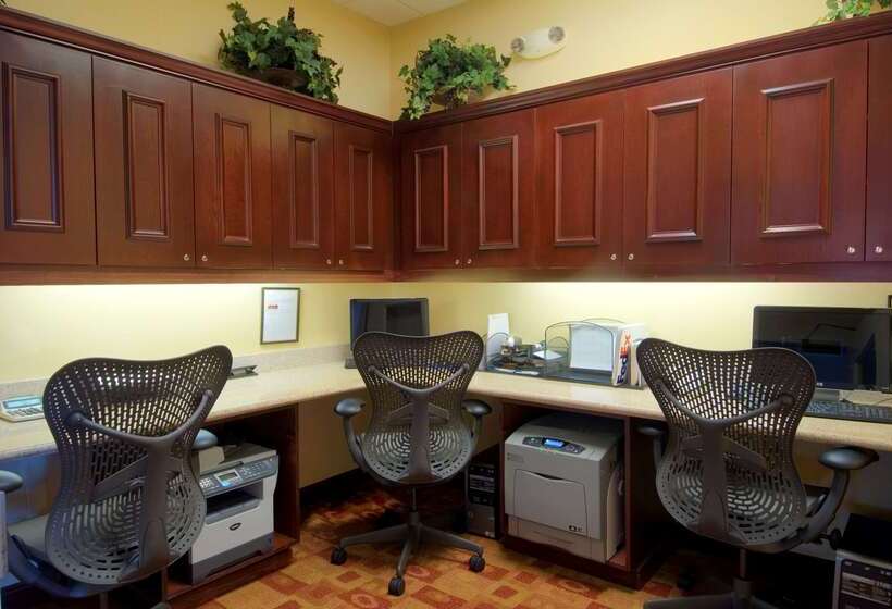 هتل Hilton Garden Inn Albuquerque Uptown