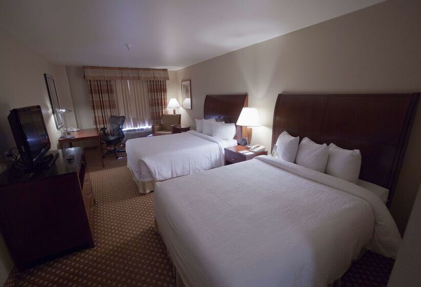 هتل Hilton Garden Inn Albuquerque Uptown