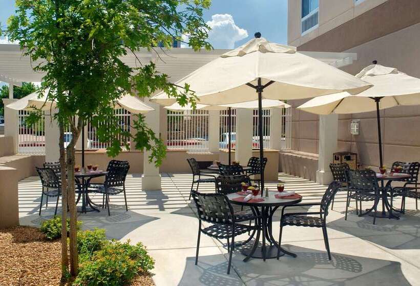 هتل Hilton Garden Inn Albuquerque Uptown