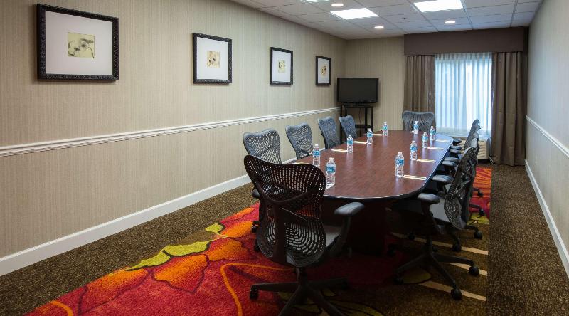 בית מלון כפרי Hilton Garden Inn Auburn/opelika