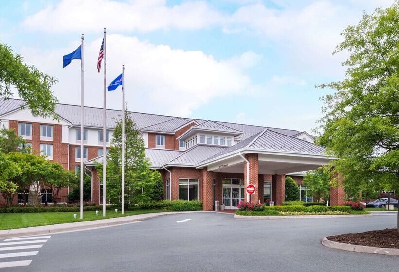 هتل Hilton Garden Inn Charlottesville