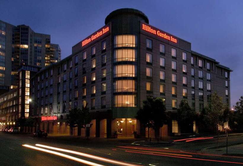 בית מלון כפרי Hilton Garden Inn Chicago North Shore / Evanston