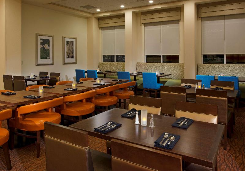 هتل Hilton Garden Inn Gainesville