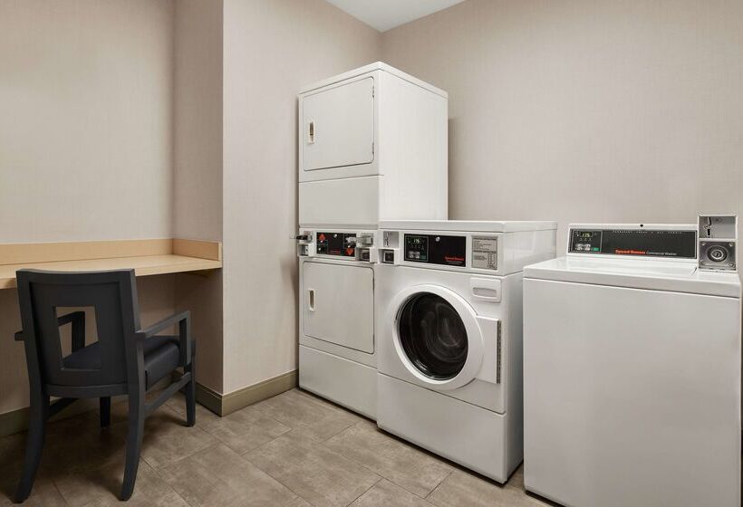 هتل Hilton Garden Inn Las Vegas/henderson