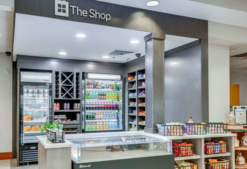 هتل Hilton Garden Inn Louisville/northeast