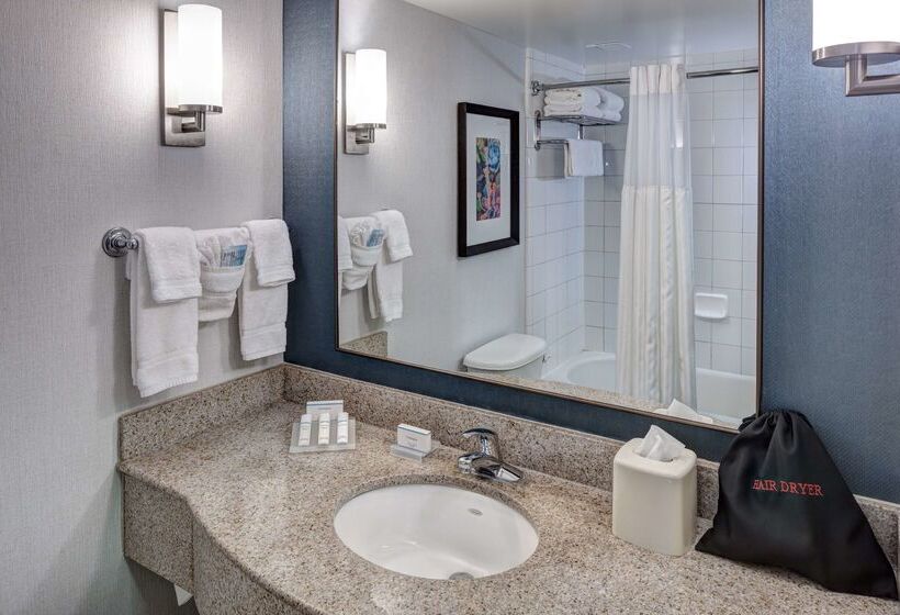 هتل Hilton Garden Inn Savannah Airport