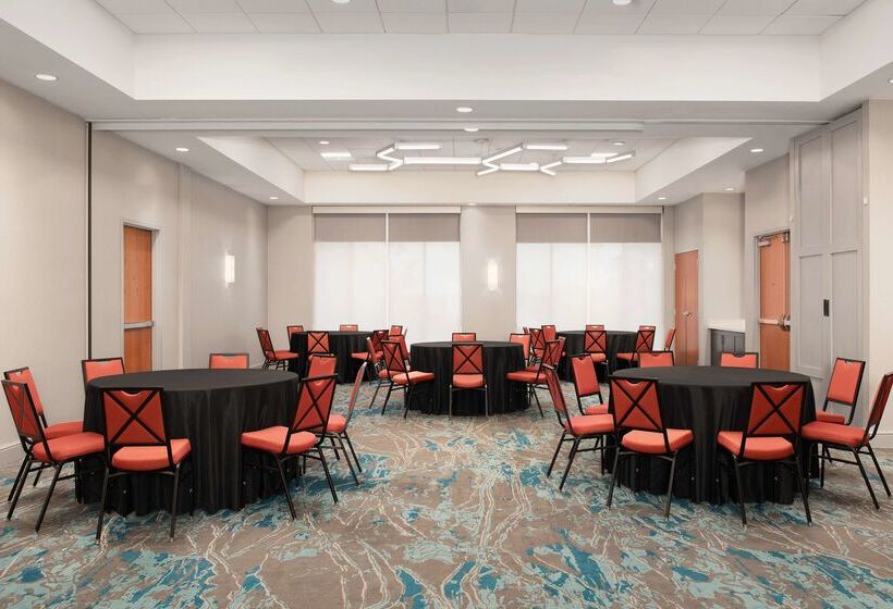 فندق Hilton Garden Inn Solomons
