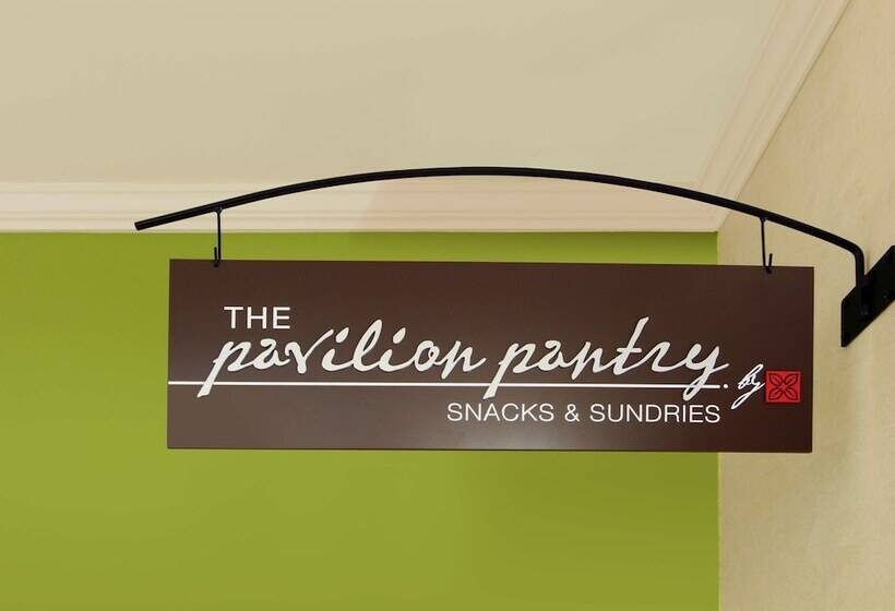 Отель Hilton Garden Inn St Charles