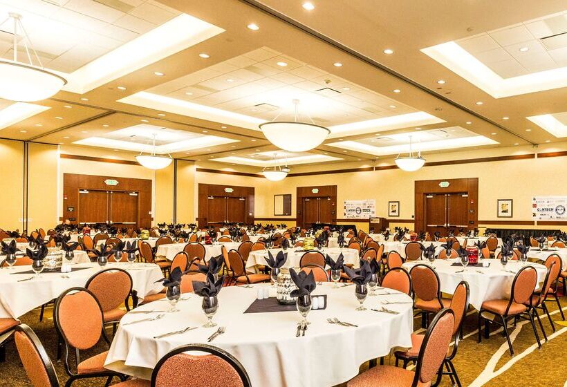 هتل Hilton Garden Inn St. George