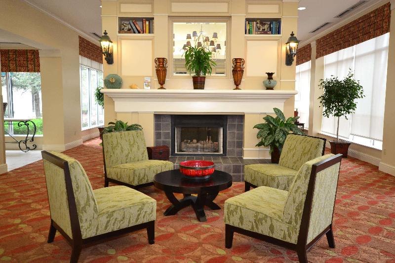 בית מלון כפרי Hilton Garden Inn Tulsa Airport