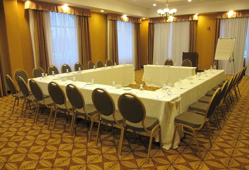 Holiday Inn Express Hotel & Suites Clarington   Bowmanville, An Ihg