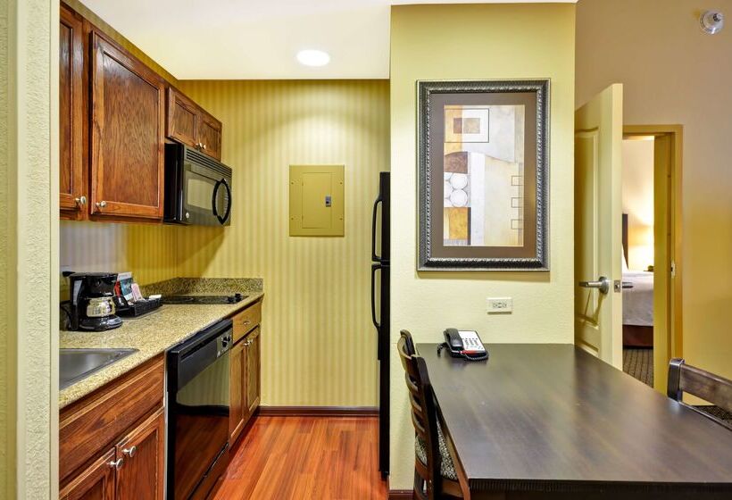 فندق Homewood Suites By Hilton Tulsasouth