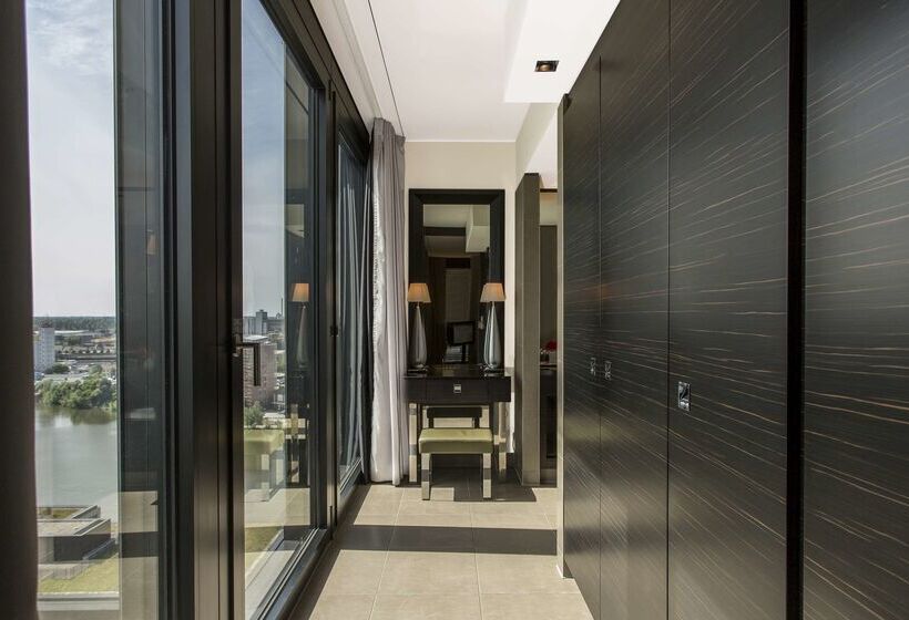 هتل Hyatt Regency Dusseldorf