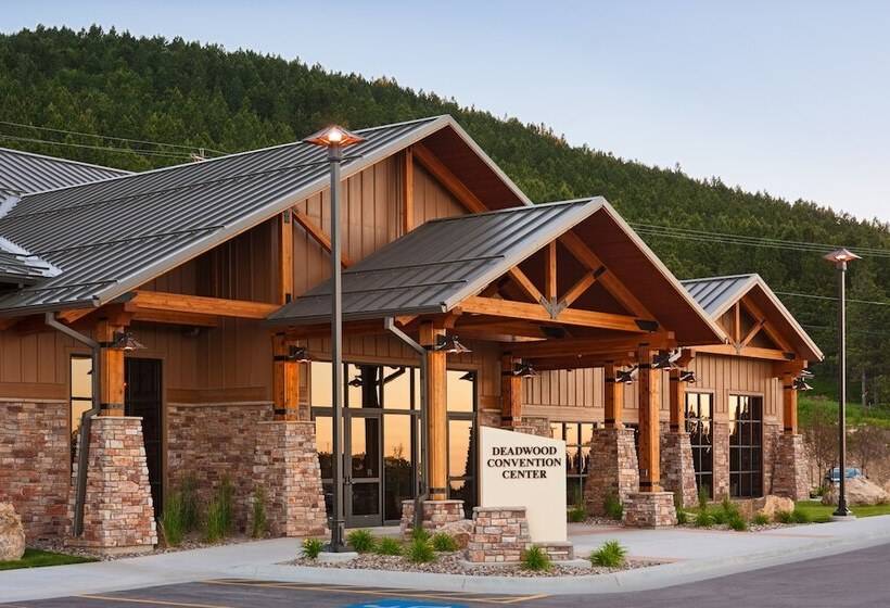 هتل The Lodge At Deadwood