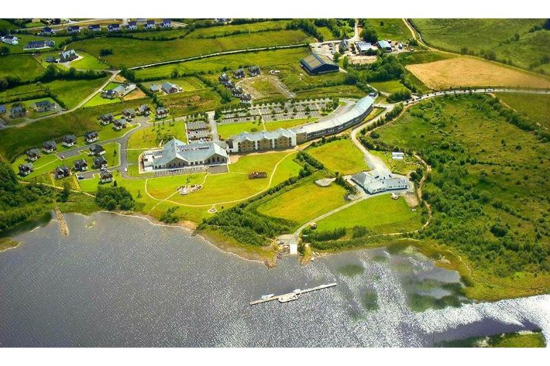فندق Ramada Lough Allen