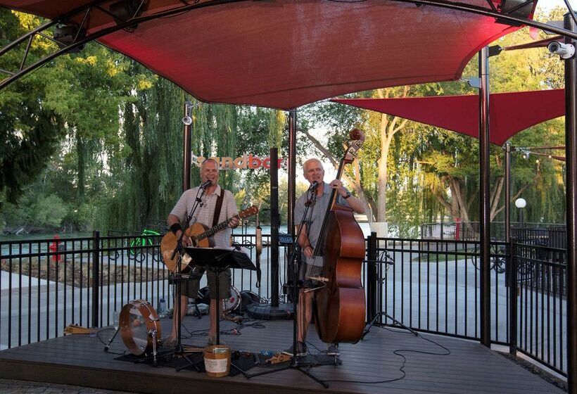 Riverside Hotel, Bw Premier Collection