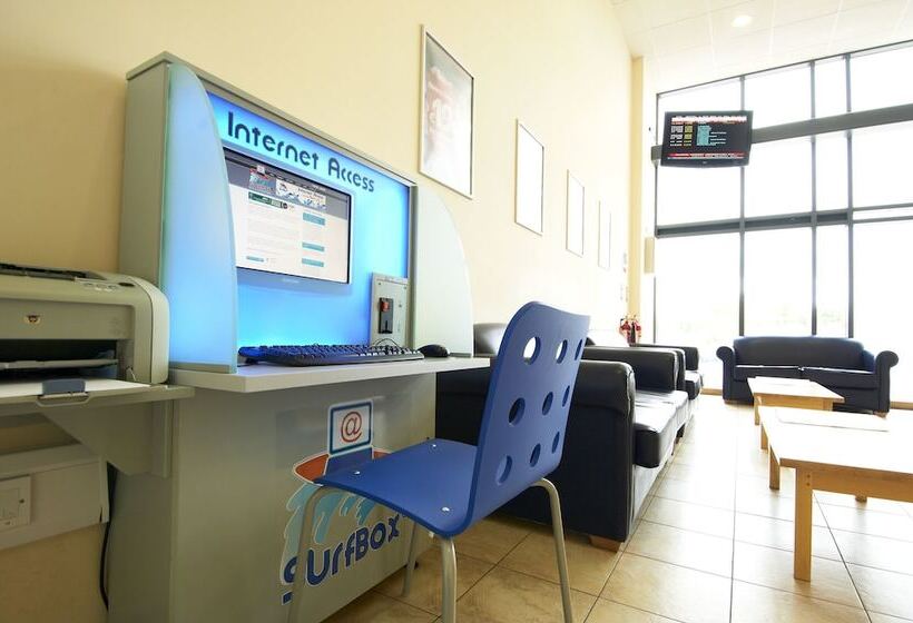 酒店 Travelodge Limerick Castletroy