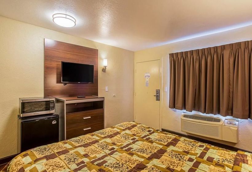 מוטל Rodeway Inn Nashville Airport South