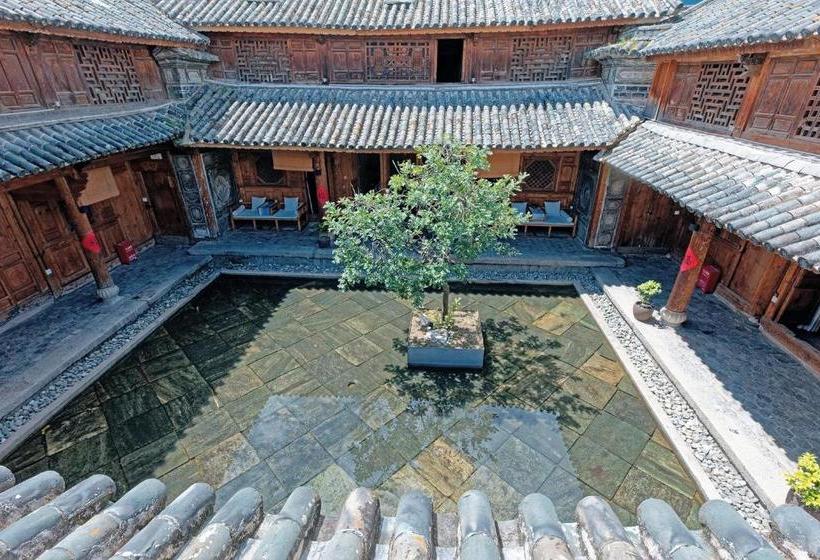 Hotelli 大理甲科第文化民宿