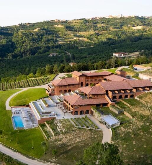 Отель Casa Di Langa