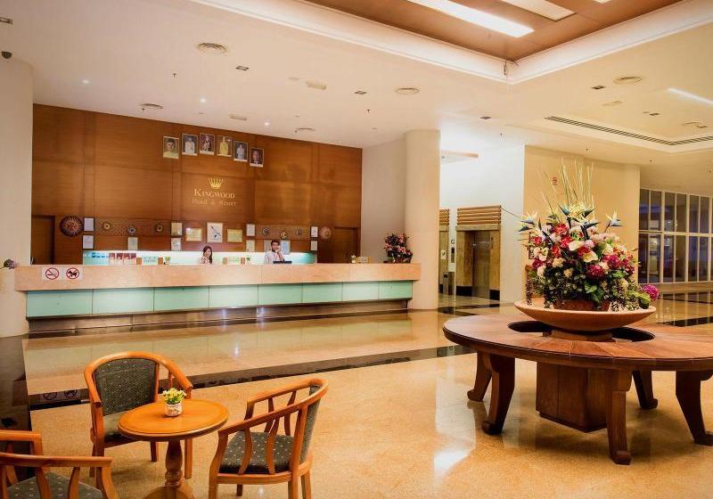 ホテル Kingwood Resort Mukah