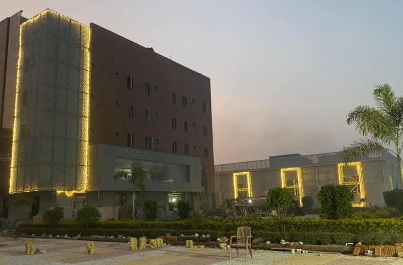 호텔 Mastiff Grand Regal Resort Arrah By Othpl
