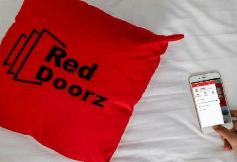 Reddoorz Plus @ Vantas Hotel Parbaba