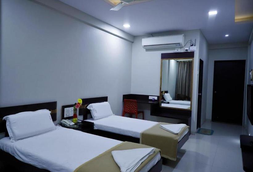 فندق Rest Inn