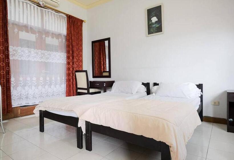 هتل Rumah Pahoman Syariah Mitra Reddoorz