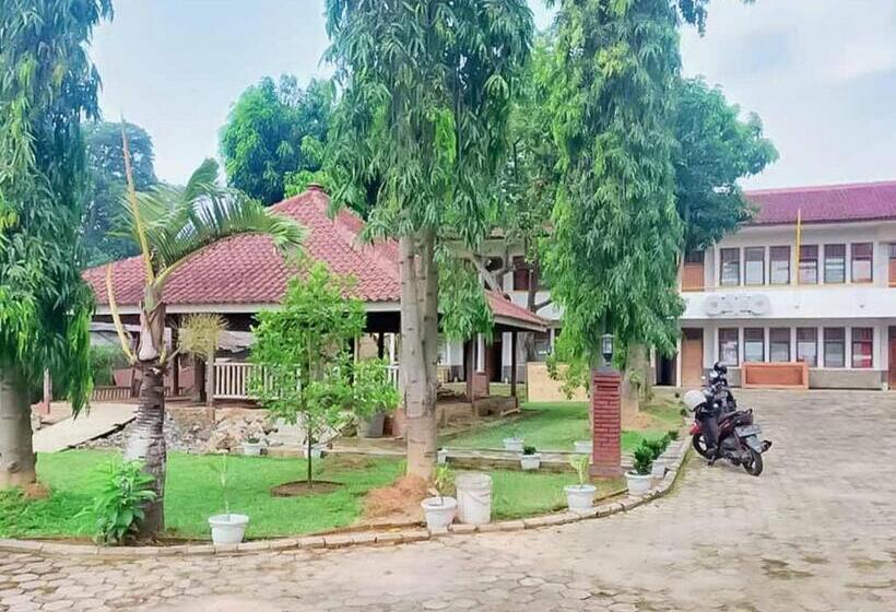 هتل Rumah Pahoman Syariah Mitra Reddoorz