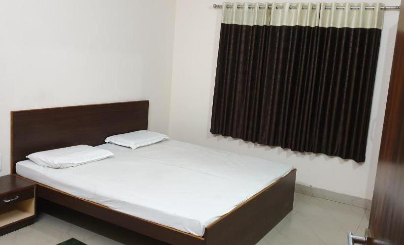 فندق Vishwa Geeta Palace