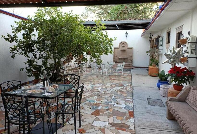 بنسيون Casa Limon