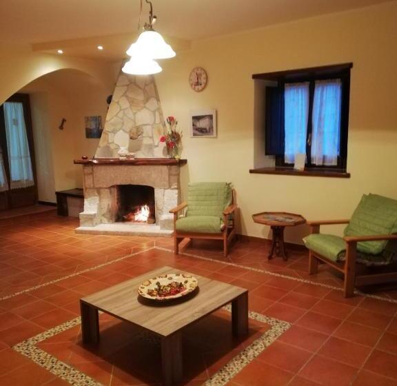 بنسيون Le Coste Affittacamere