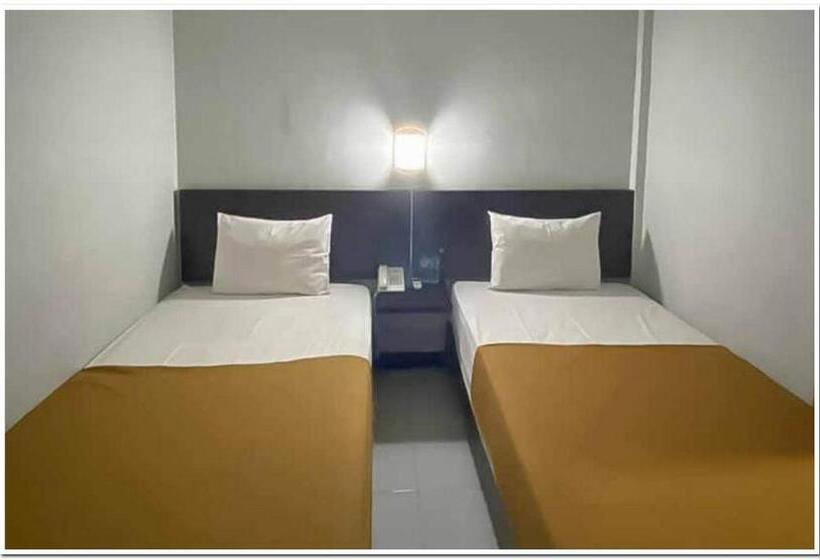 پانسیون Losmen Family Syariah Bypass Juanda Mitra Reddoorz