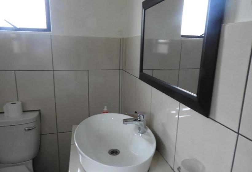 צימר Bongan Safari Lodge