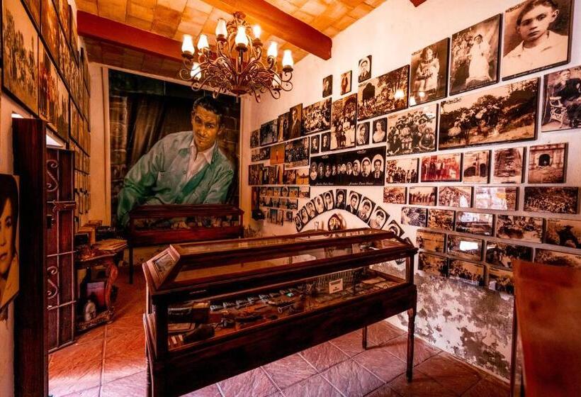 Hacienda Tepetlcalli 1870 Hotel Museo & Spa