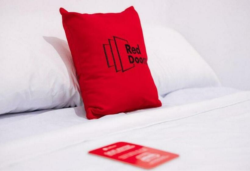 فندق Reddoorz Near Politeknik Negeri Lampung