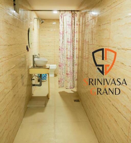 בית מלון כפרי Srinivasa Grand