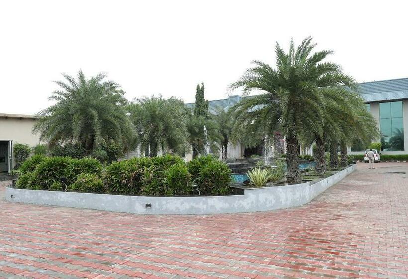 فندق Tivoli Royal Palace