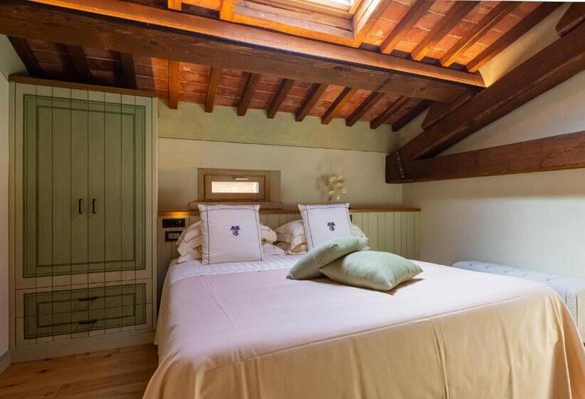 Villa Svetoni Wine Resort