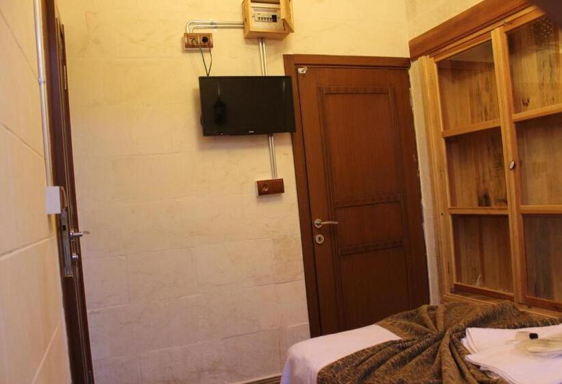 هتل Duran Aga Konagi