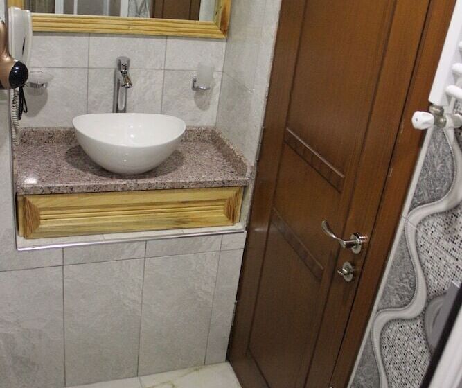 هتل Duran Aga Konagi