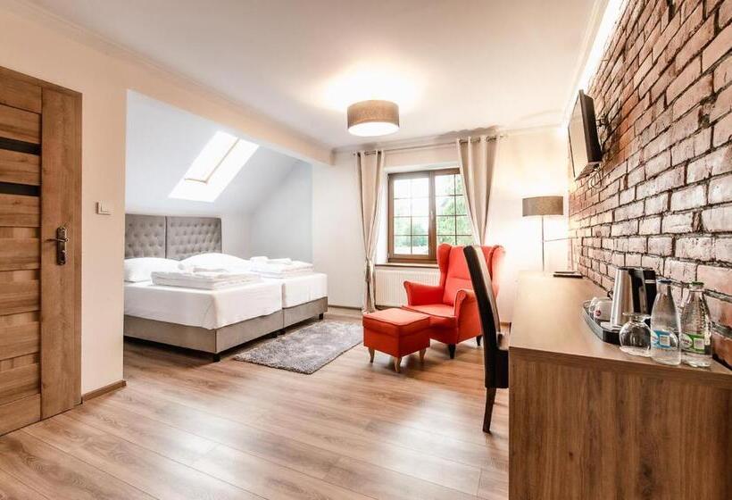 簡易ホテル Apartamenty Kapitańskie