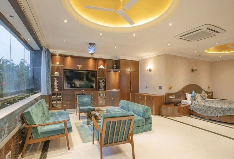 호텔 Narmade River View Resort