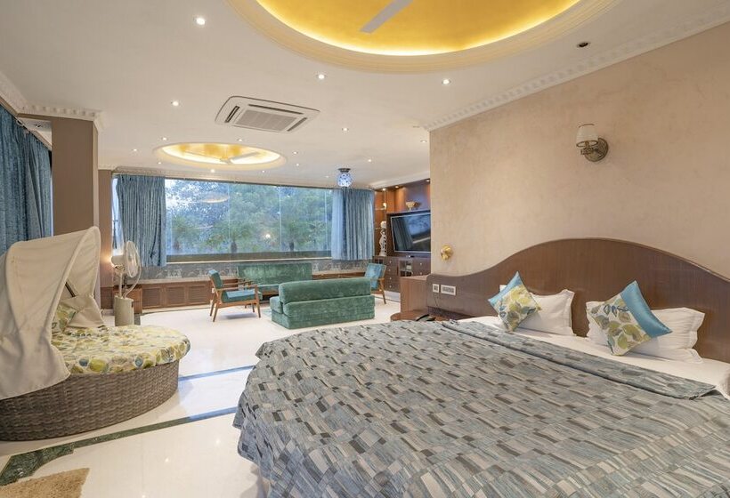 호텔 Narmade River View Resort
