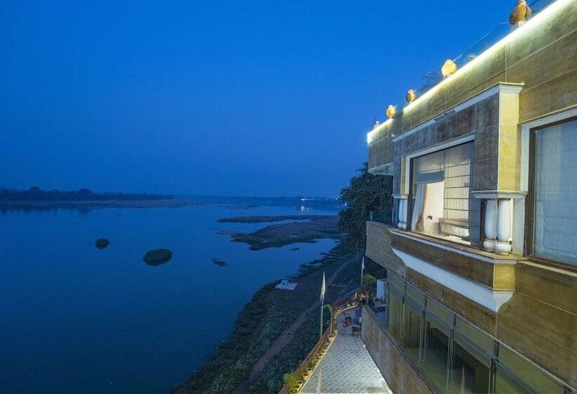 호텔 Narmade River View Resort