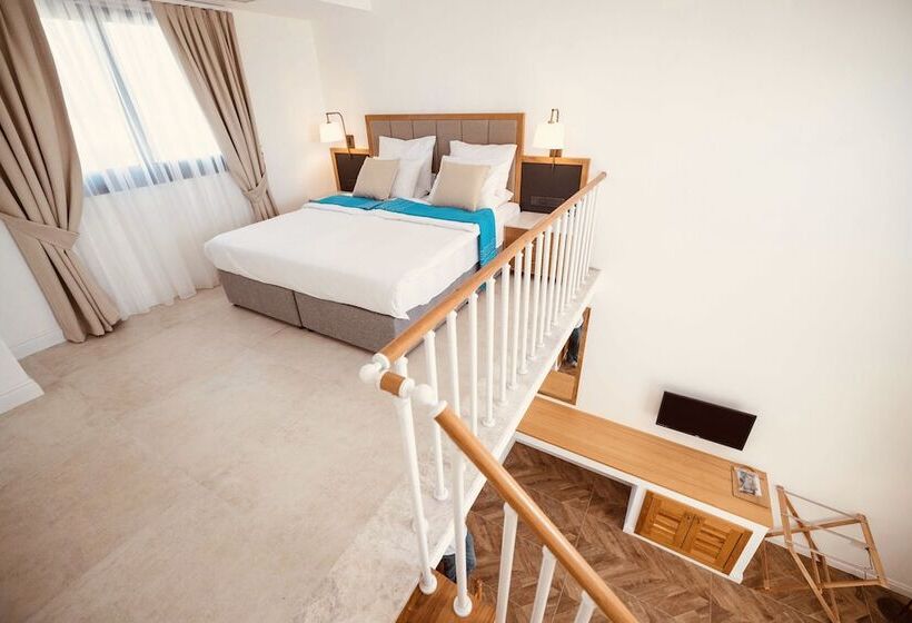 فندق Palmonte Suites
