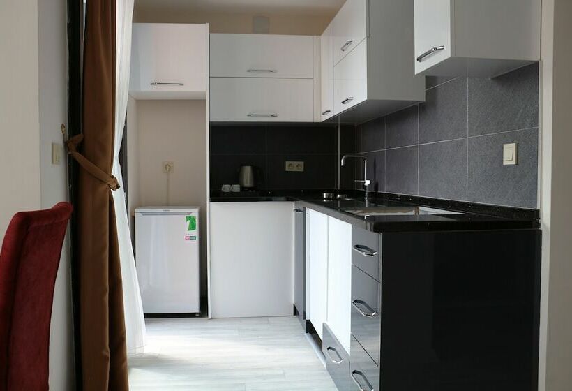 هتل Teker Suite
