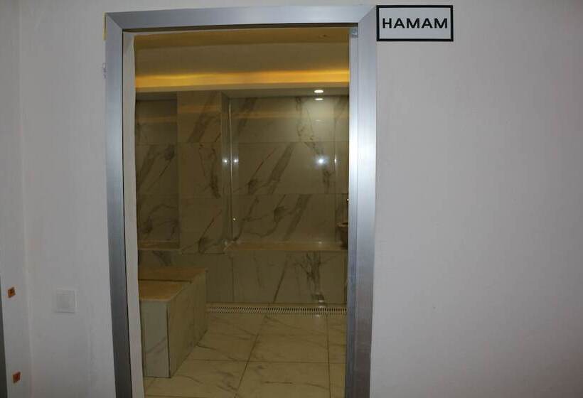 هتل Teker Suite
