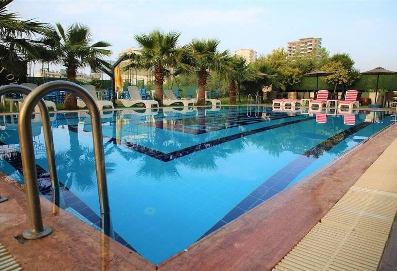 هتل Vm Resort